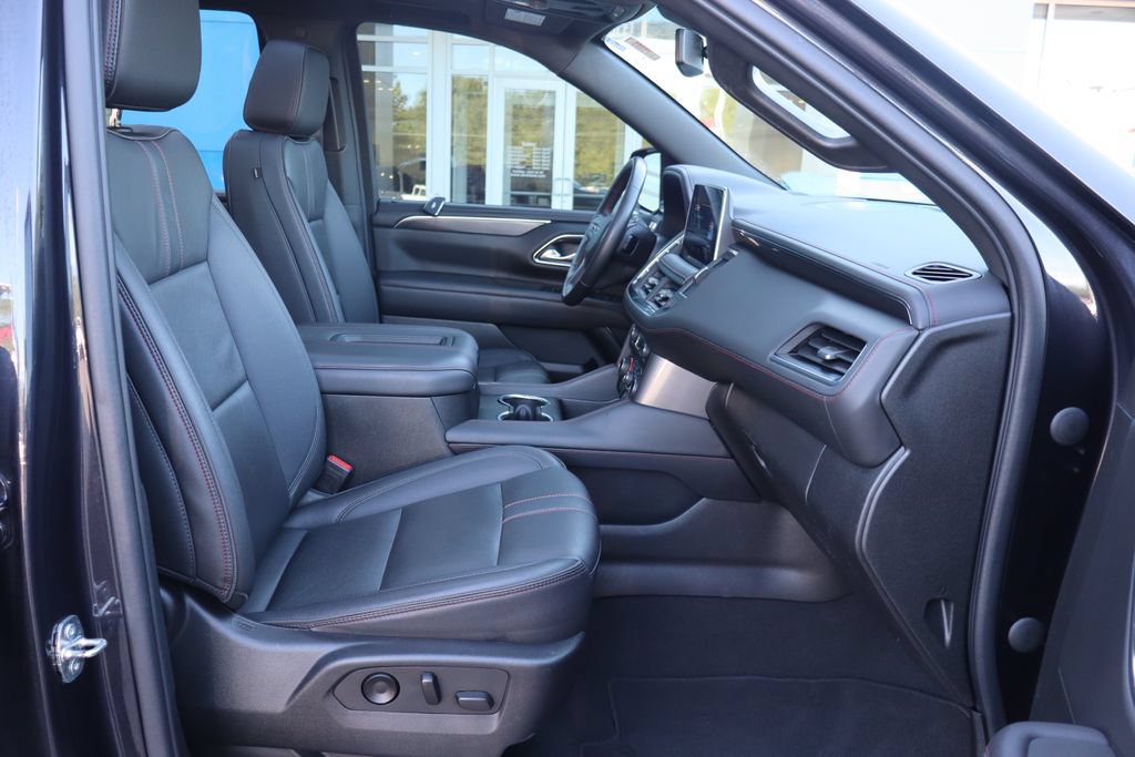 Used 2022 Chevrolet Tahoe RST AWD/4WD image 18