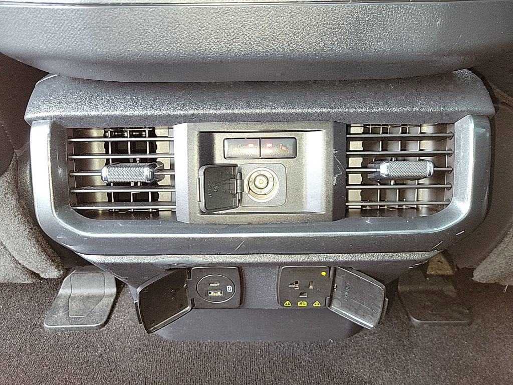 Used 2022 Ford F150 Lariat w/ Equipment Group 502A High AWD/4WD image 14