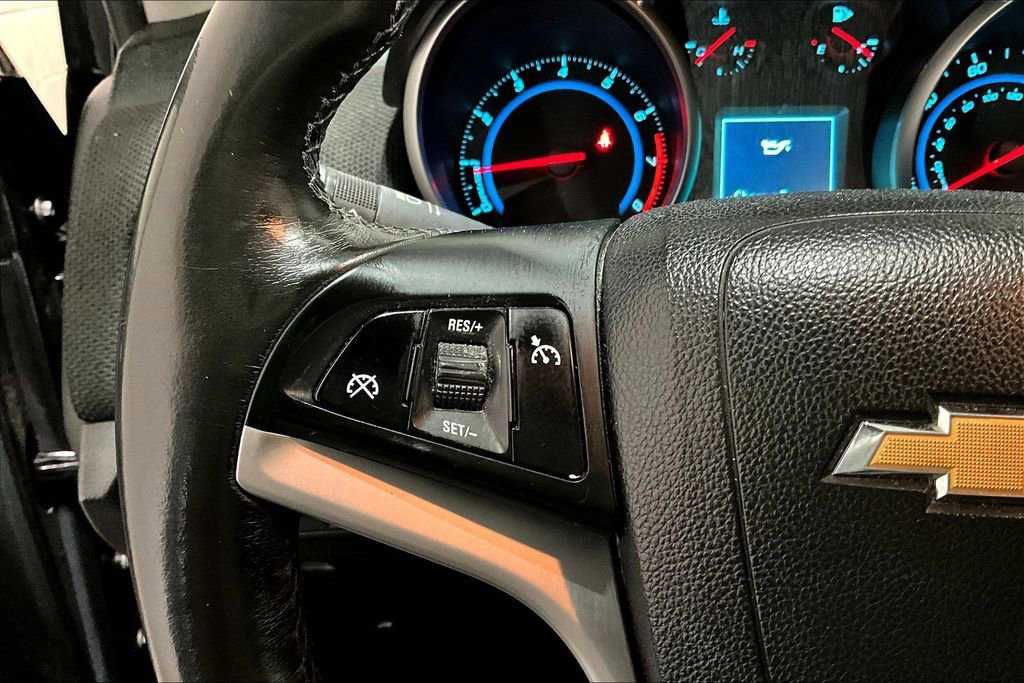Used 2014 Chevrolet Cruze LT image 11