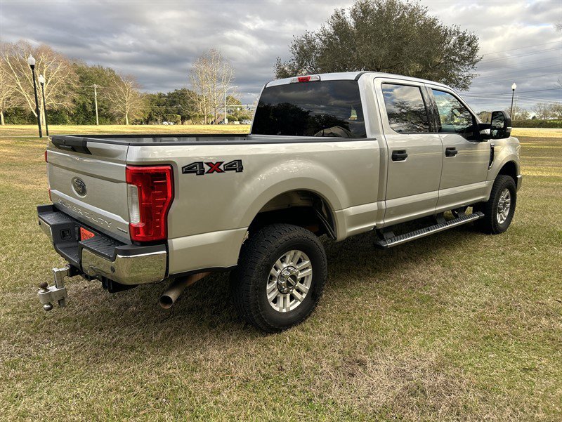 Used 2017 Ford F250 XLT w/ XLT Value Package image 6