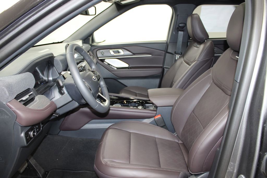 New 2026 Ford Explorer Platinum image 22