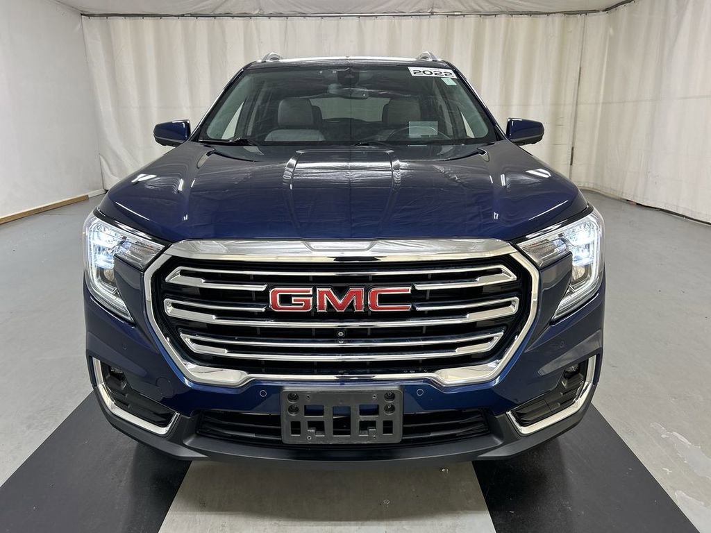 Certified 2022 GMC Terrain SLT w/ Tech Package AWD/4WD image 3