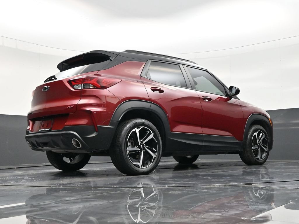 Used 2022 Chevrolet TrailBlazer RS w/ Technology Package FWD image 23