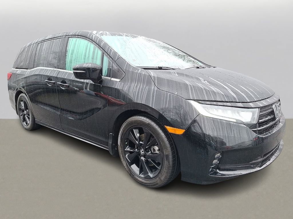 Used 2024 Honda Odyssey Sport image 3