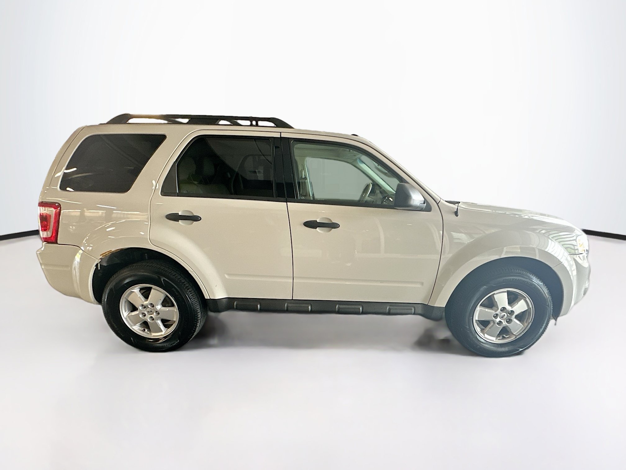 Used 2012 Ford Escape XLT AWD/4WD image 10