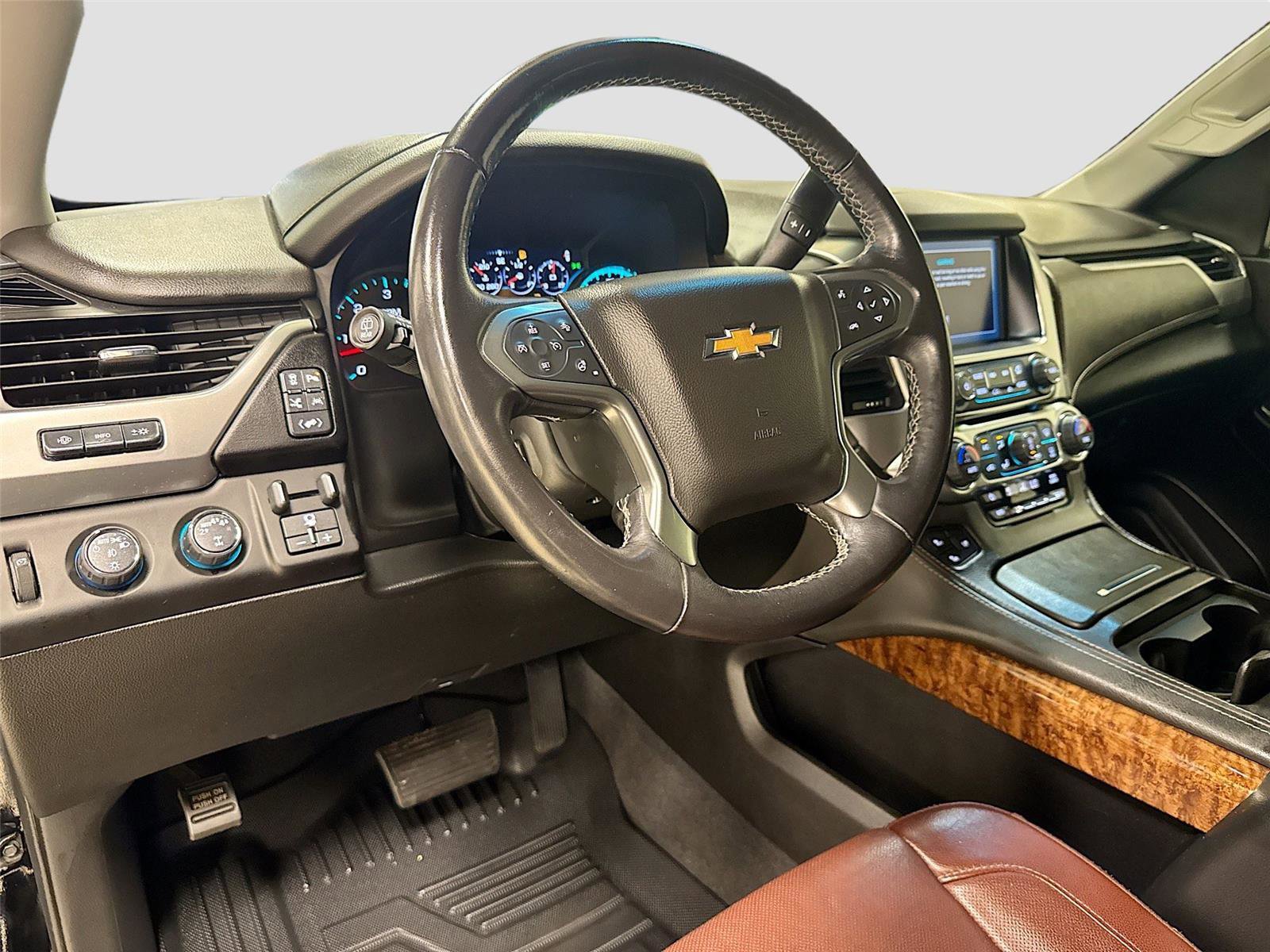 Used 2020 Chevrolet Tahoe Premier w/ Premier Plus Edition AWD/4WD image 9