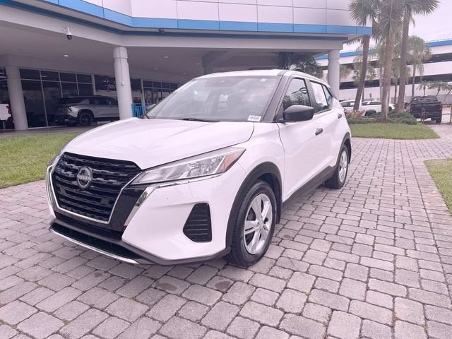 Used 2024 Nissan Kicks S FWD image 16