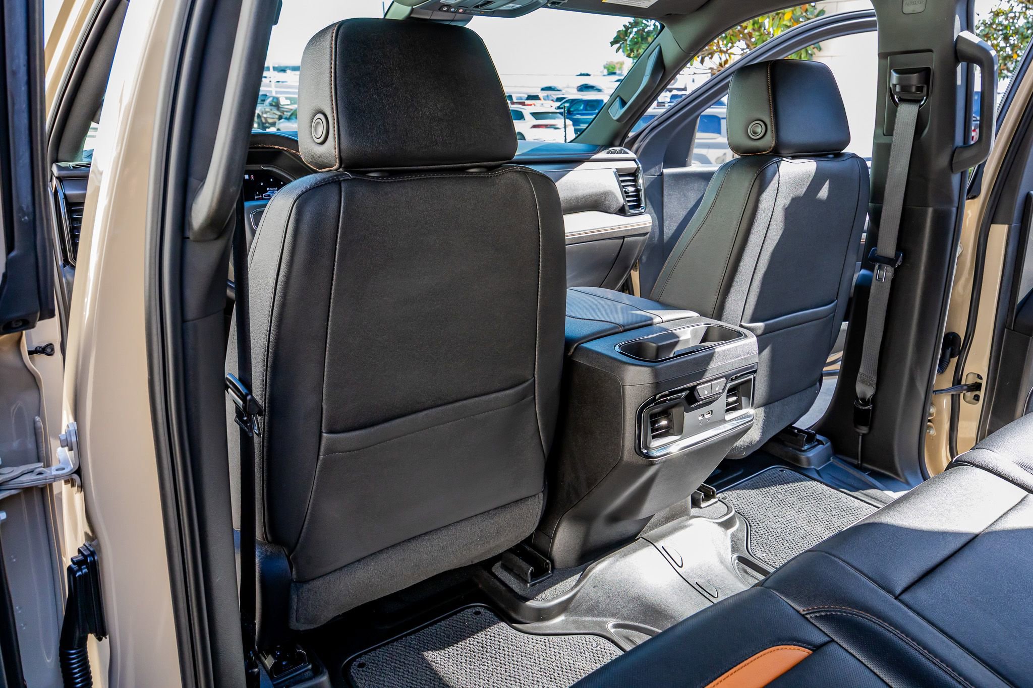 Used 2023 GMC Sierra 1500 AT4 w/ AT4 Premium Package image 33