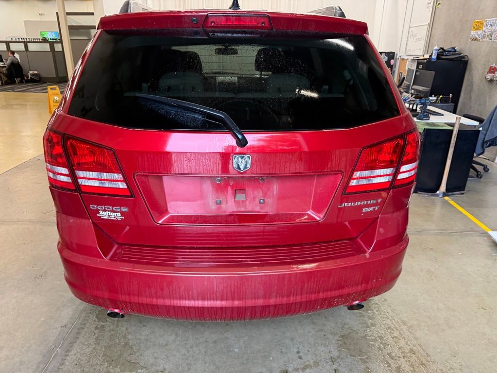 Used 2010 Dodge Journey SXT w/ Flexible Seating Group FWD image 4