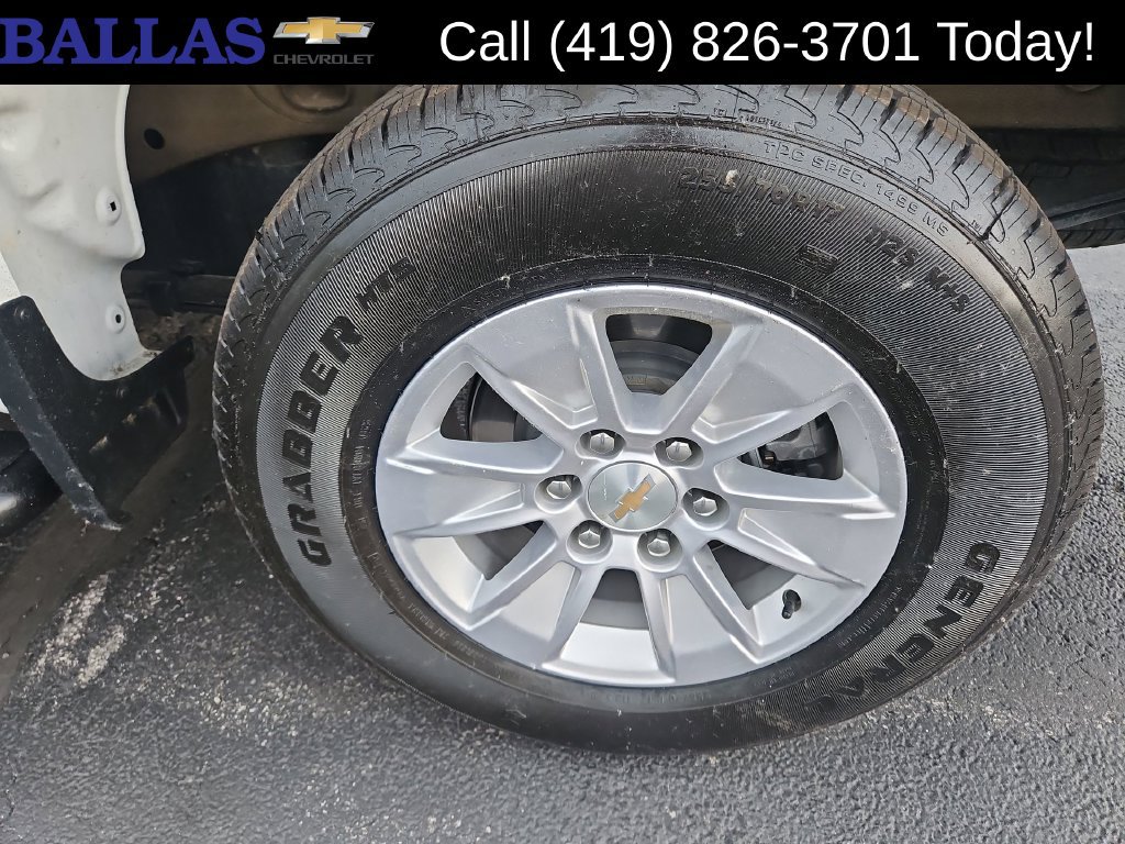Certified 2025 Chevrolet Silverado 1500 W/T RWD image 32