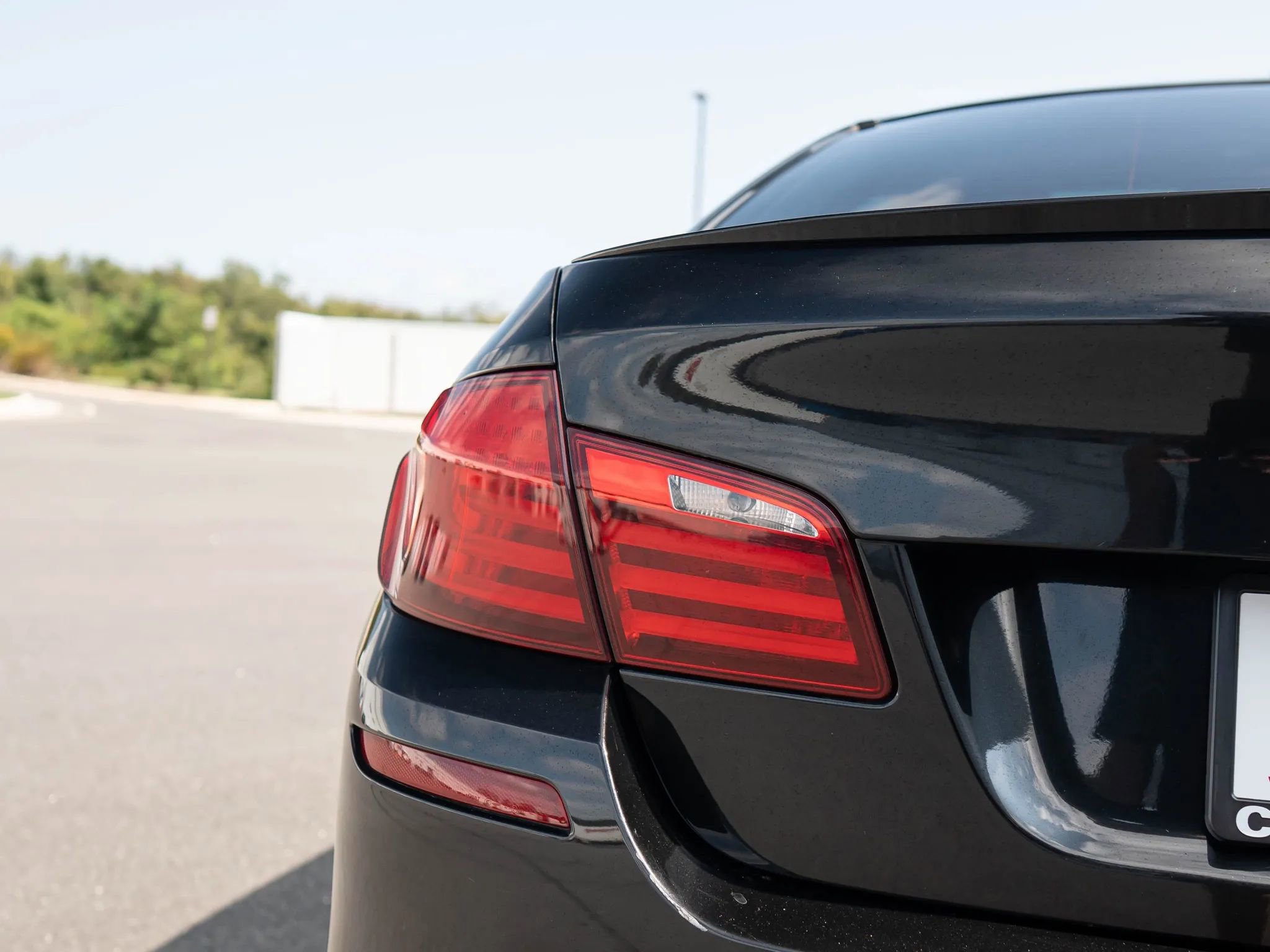 Used 2013 BMW M5 w/ Executive Pkg image 13