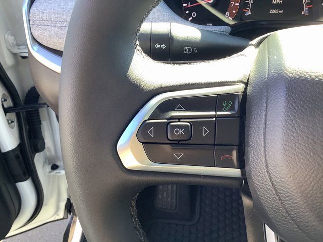 Used 2025 Jeep Compass Latitude w/ Convenience Group image 13