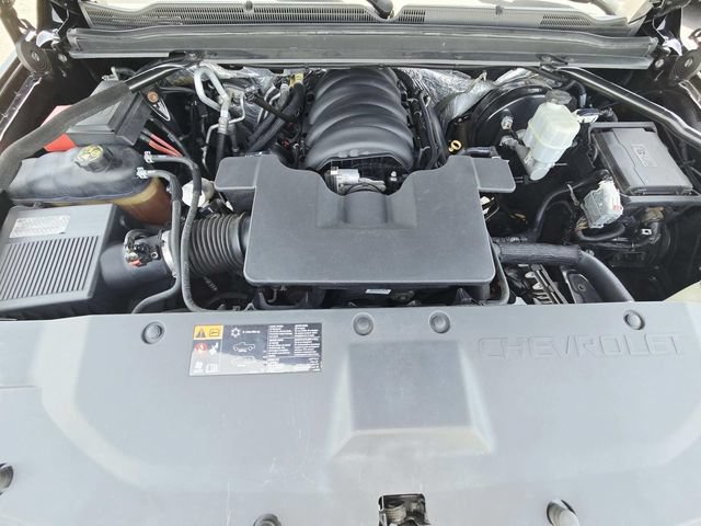 Used 2015 Chevrolet Suburban LT RWD image 19