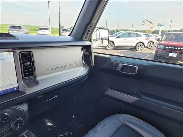 Certified 2022 Ford Bronco Outer Banks image 16