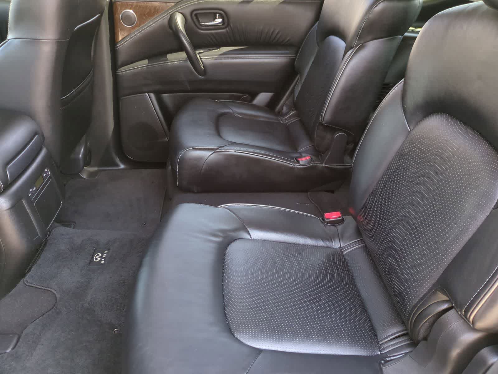Used 2016 INFINITI QX80 4WD w/ Driver's Assistance Package image 16