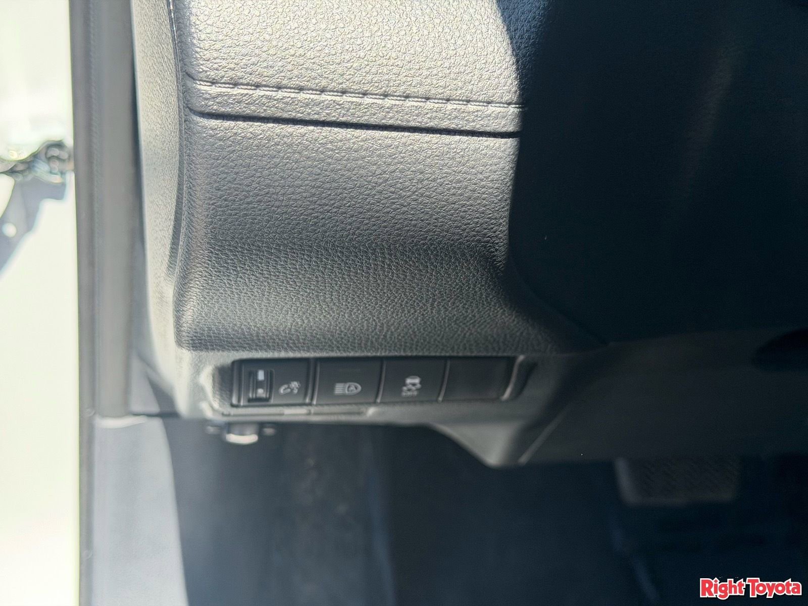 New 2026 Toyota Corolla Cross XLE AWD/4WD image 17