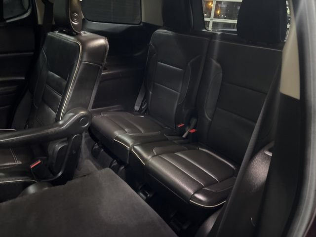 Used 2017 GMC Acadia Denali w/ Technology Package FWD image 13