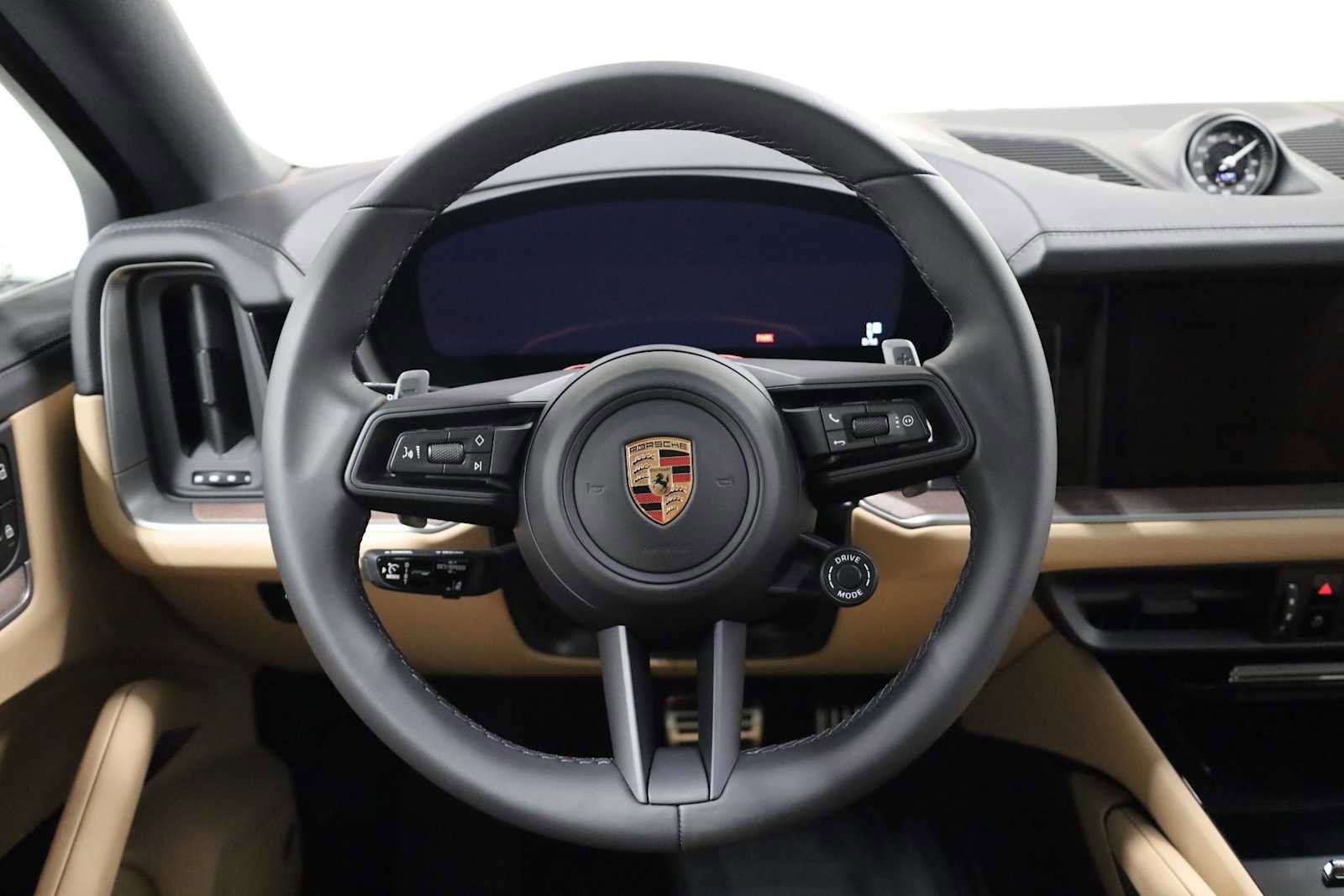 New 2026 Porsche Cayenne S image 25