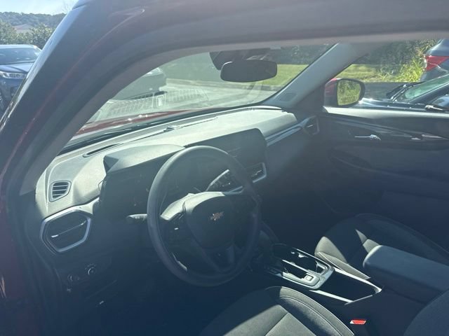 Used 2025 Chevrolet TrailBlazer LT FWD image 15