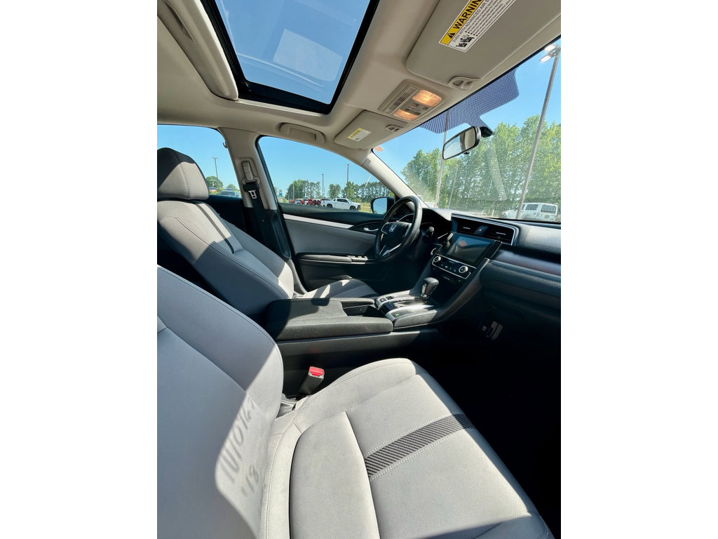 Used 2018 Honda Civic EX-T image 10