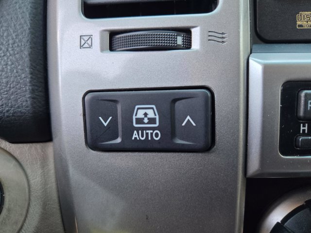 Used 2003 Toyota 4Runner SR5 RWD image 25
