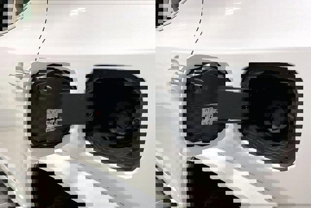 Used 2021 GMC Acadia Denali w/ LPO, Floor Liner Package image 43