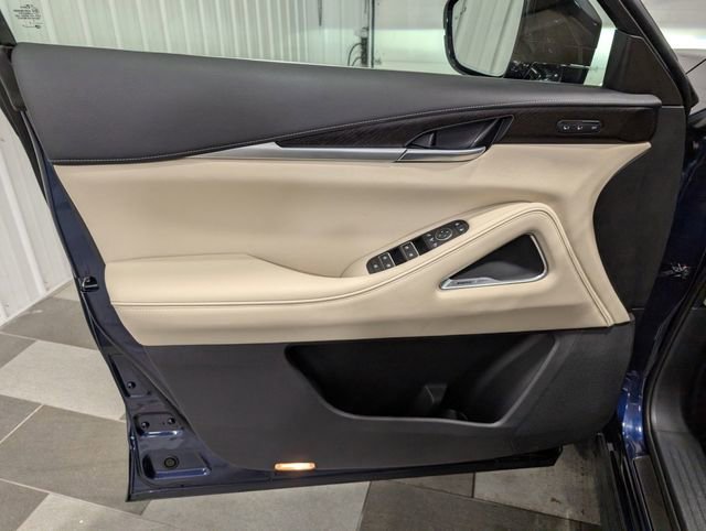 Used 2025 INFINITI QX60 Sensory w/ Vision Package image 14