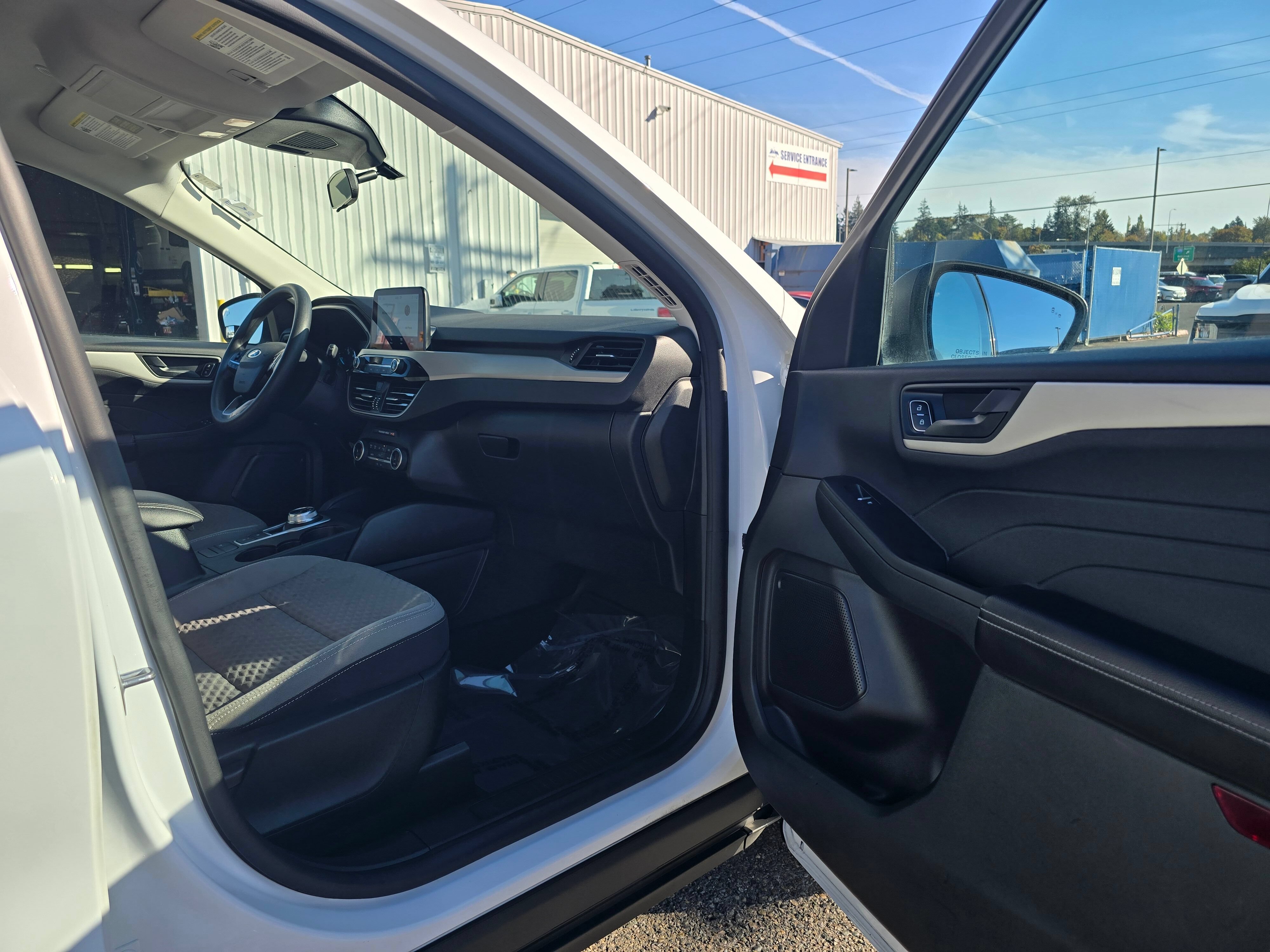 Certified 2022 Ford Escape SE AWD/4WD image 11