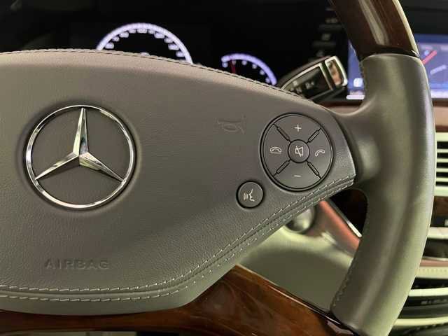 Used 2012 Mercedes-Benz S 63 AMG image 20