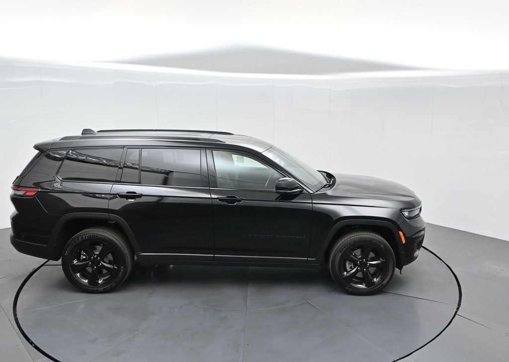 New 2025 Jeep Grand Cherokee L Altitude image 57
