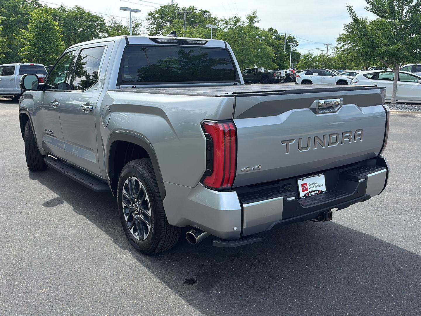 Used 2022 Toyota Tundra Limited AWD/4WD image 12