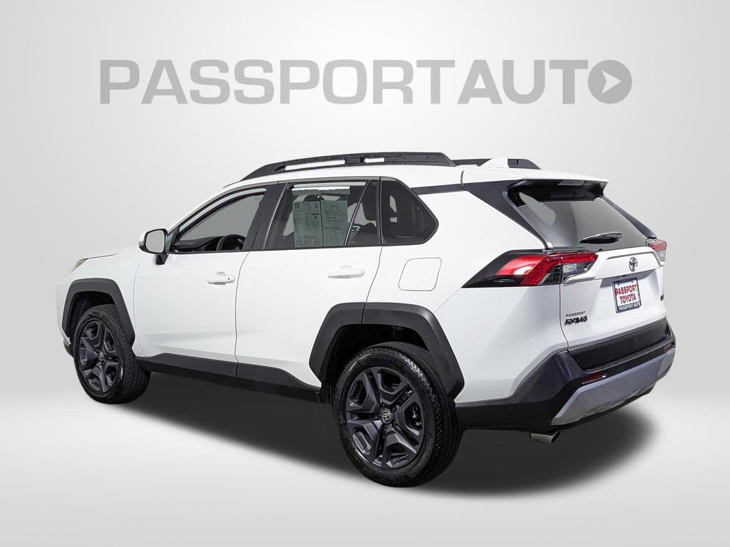 Used 2024 Toyota RAV4 Adventure AWD/4WD image 4