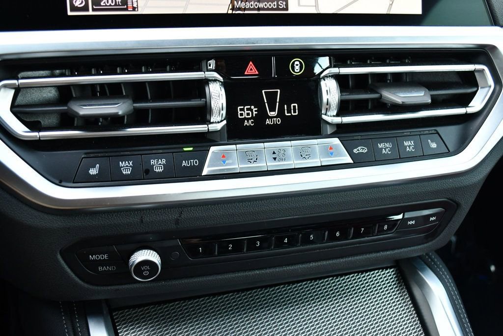 Used 2023 BMW M440i Convertible w/ Premium Package image 78