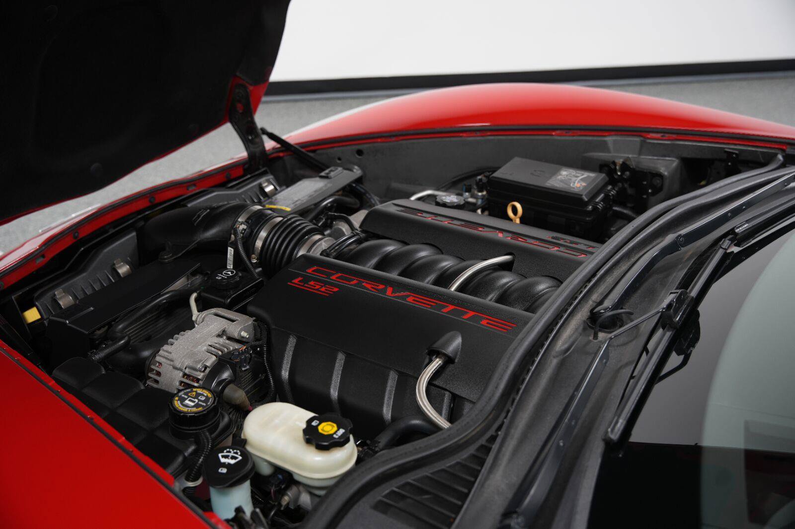 Used 2007 Chevrolet Corvette Coupe w/ Preferred Equipment Group RWD image 18