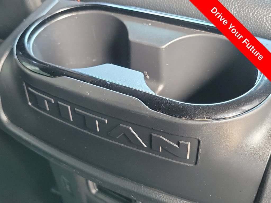 Used 2021 Nissan Titan PRO-4X w/ Pro-4x Convenience Package AWD/4WD image 24