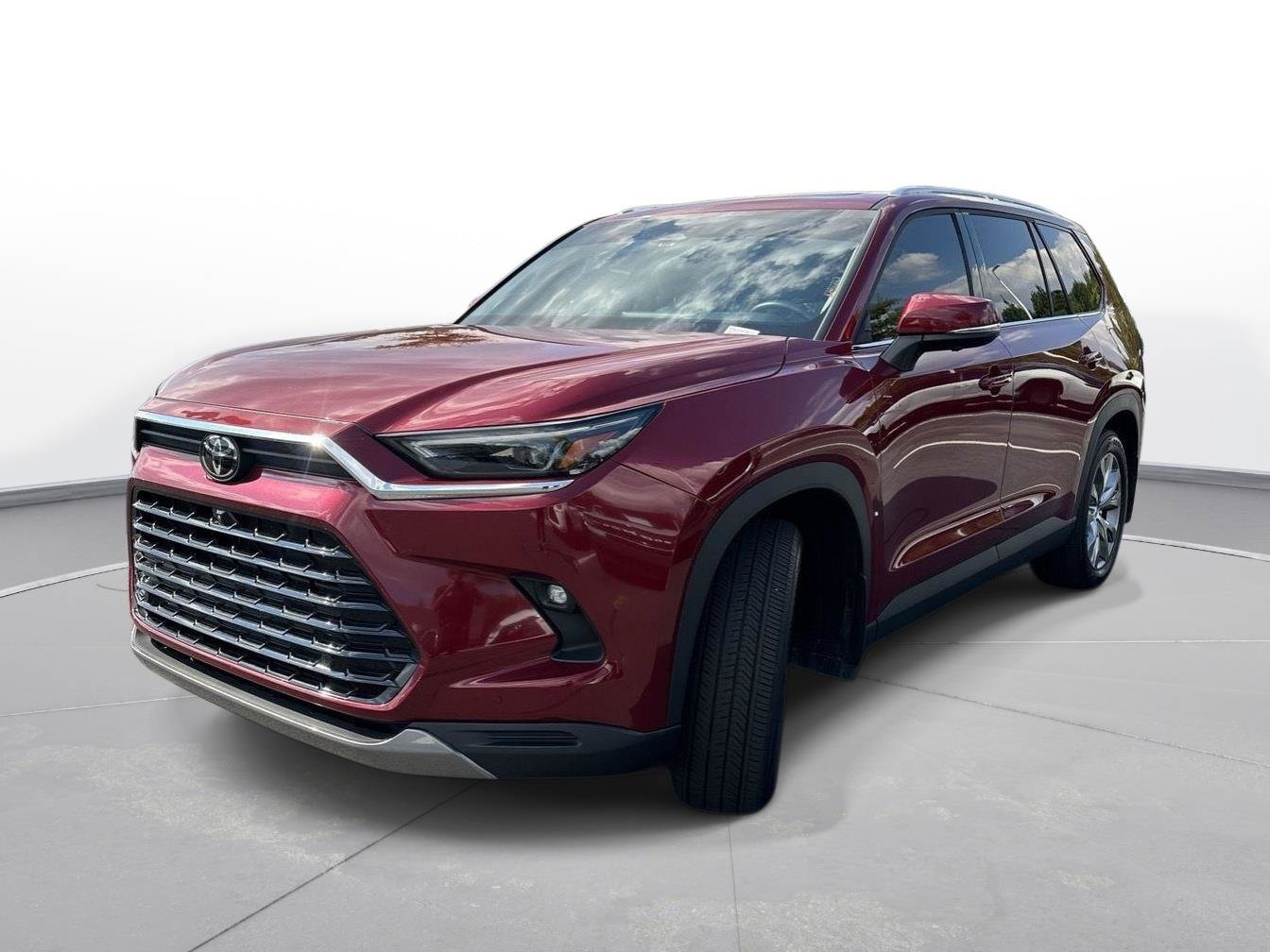 Used 2025 Toyota Grand Highlander AWD image 2