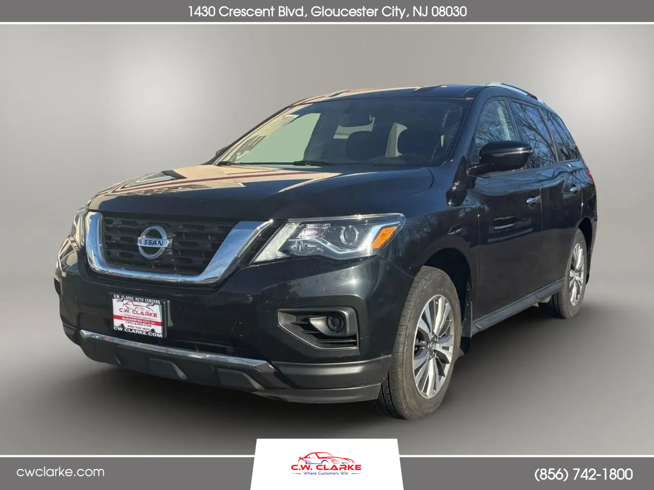 Used 2017 Nissan Pathfinder S image 1