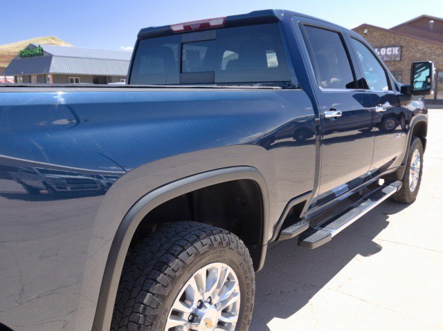 Used 2021 Chevrolet Silverado 3500 High Country w/ Technology Package AWD/4WD image 10