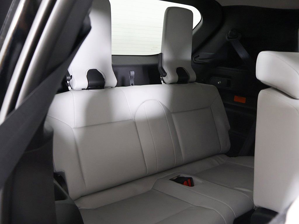 New 2025 Mitsubishi Outlander SEL AWD/4WD image 36