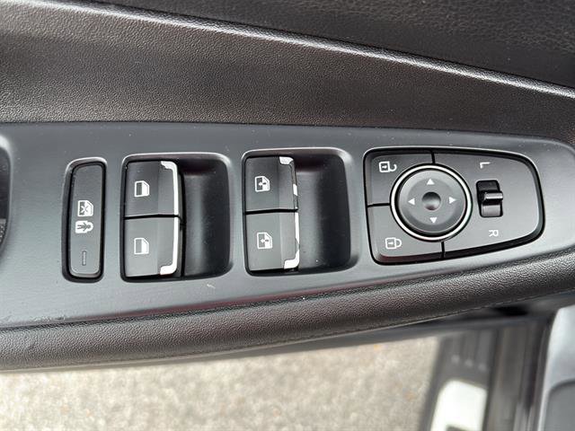Used 2022 Hyundai Santa Fe XRT FWD image 27
