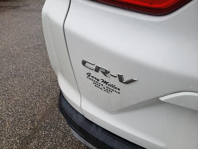 Used 2019 Honda CR-V Touring image 11