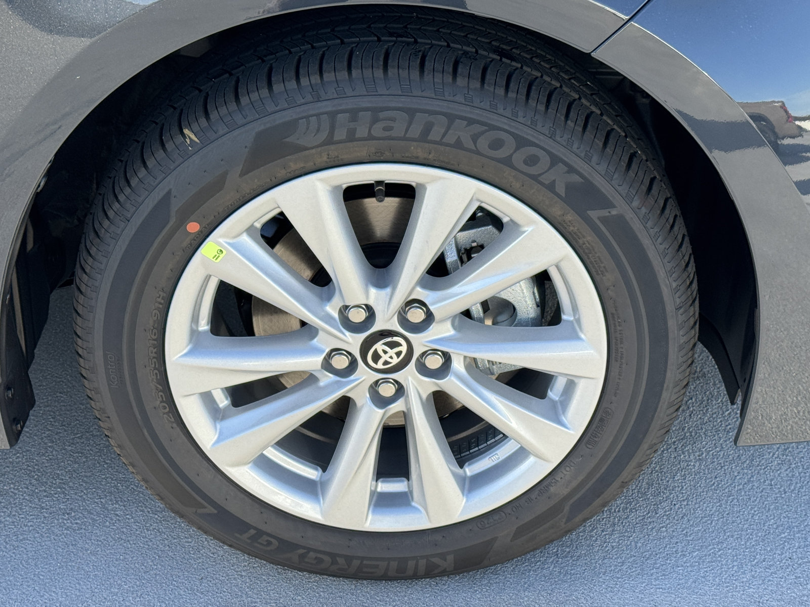 New 2027 Toyota Corolla LE w/ LE Premium Package FWD image 15