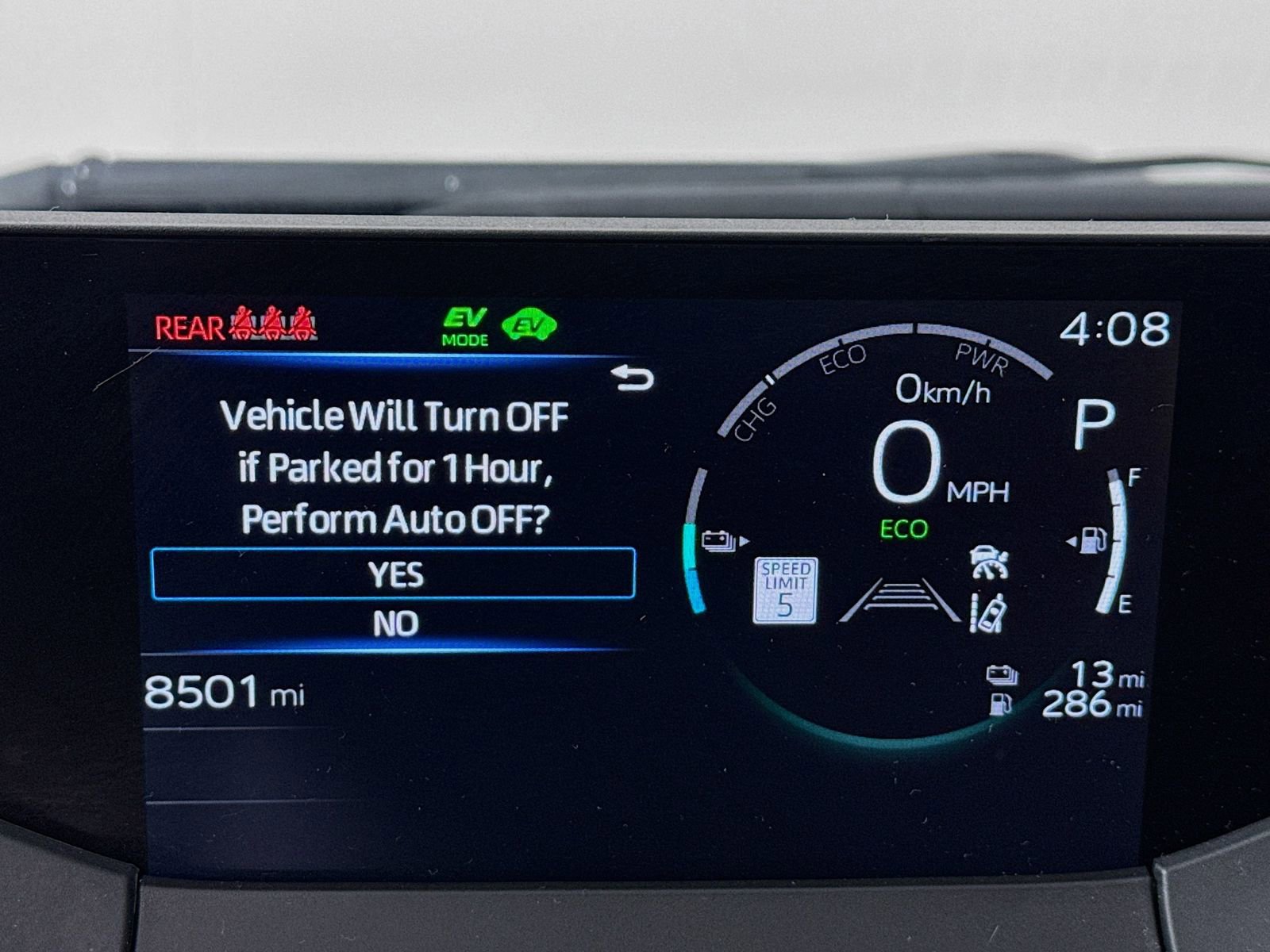 Used 2024 Toyota Prius Prime FWD image 12