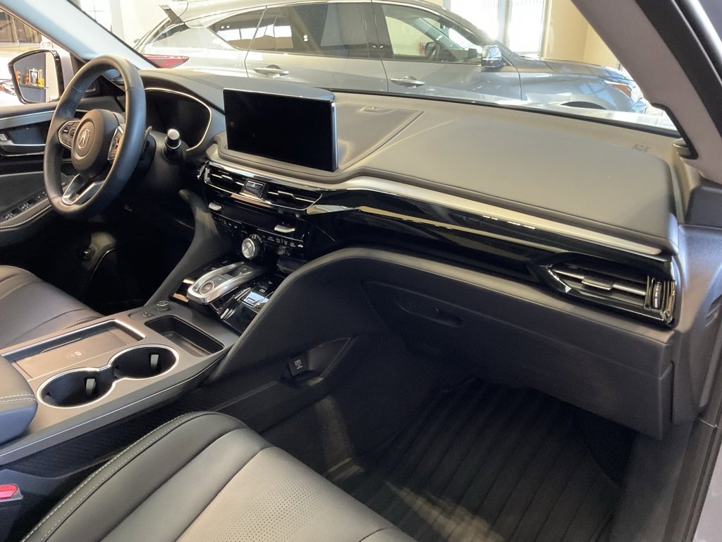 Certified 2025 Acura MDX w/ Technology Package image 21