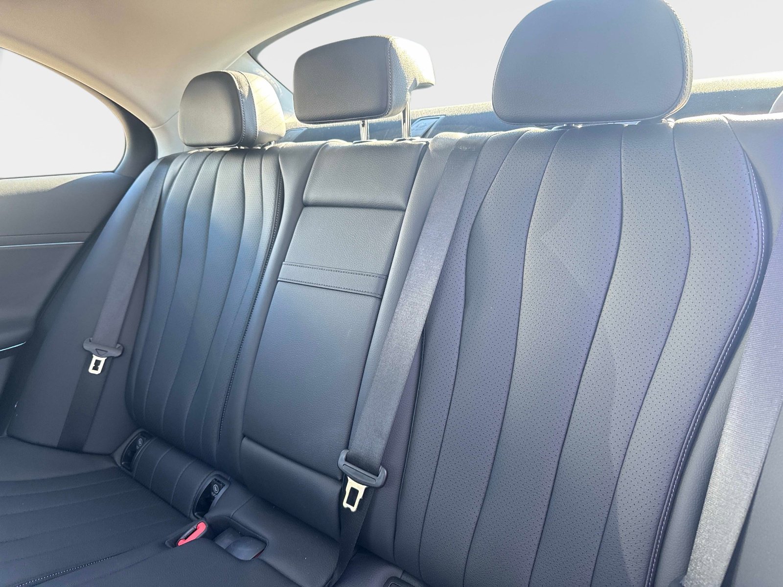 Used 2026 Mercedes-Benz E 350 Sedan image 13