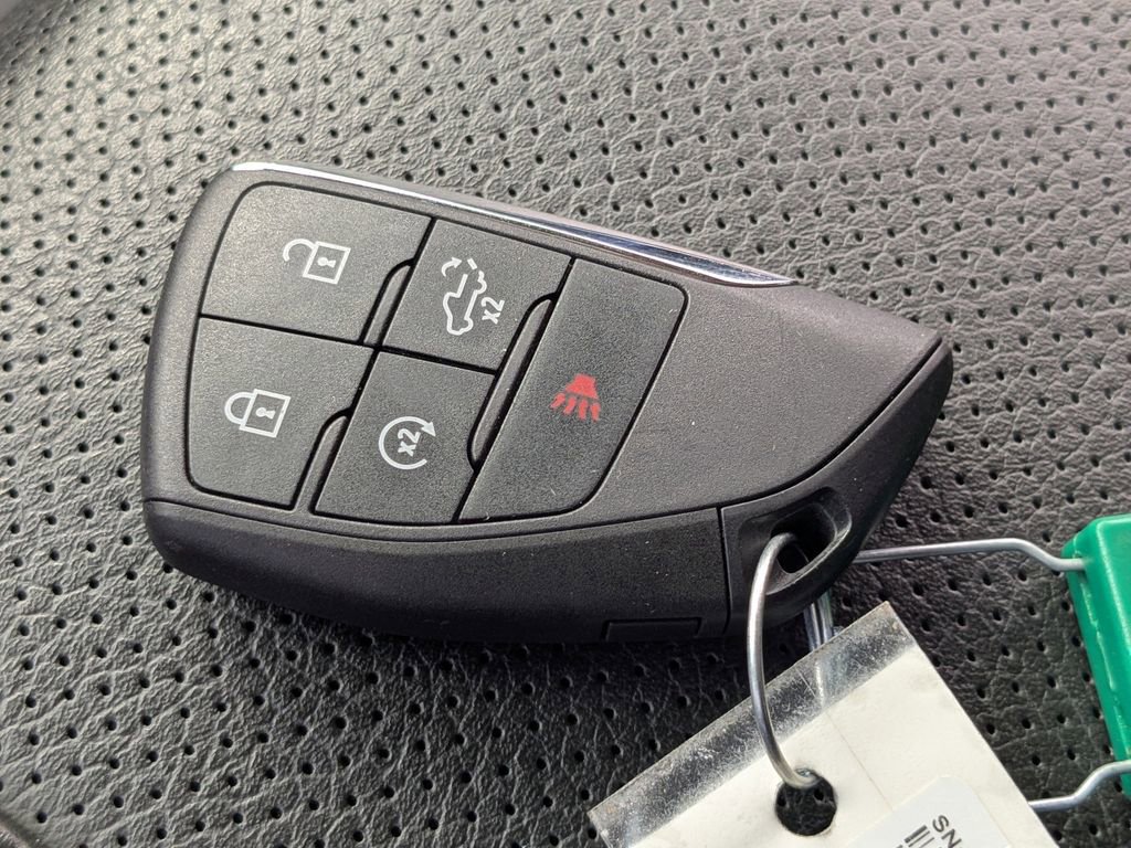 Used 2023 GMC Sierra 1500 Denali w/ Denali Reserve Package AWD/4WD image 30