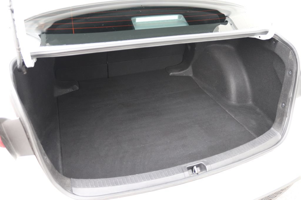 Used 2022 Toyota Corolla SE FWD image 12