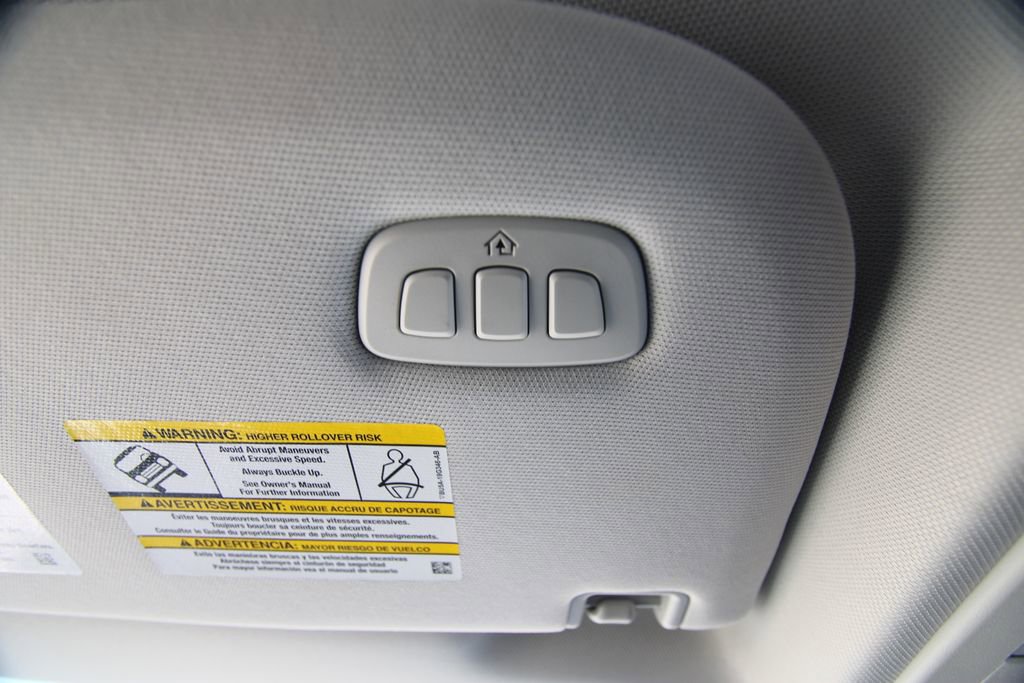 Used 2025 Ford Expedition Active AWD/4WD image 43