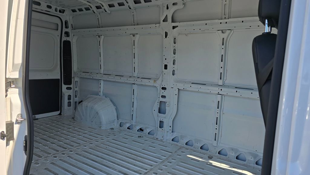 Used 2025 RAM ProMaster 2500 w/ Convenience Group FWD image 54