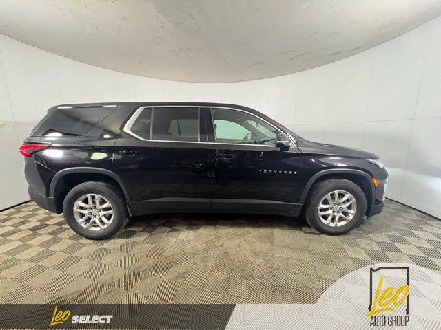 Used 2023 Chevrolet Traverse LS w/ Safety Package FWD image 6